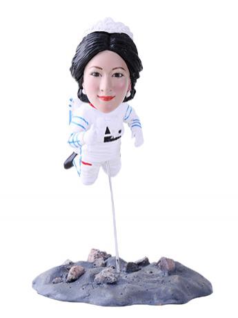Astronaut 2